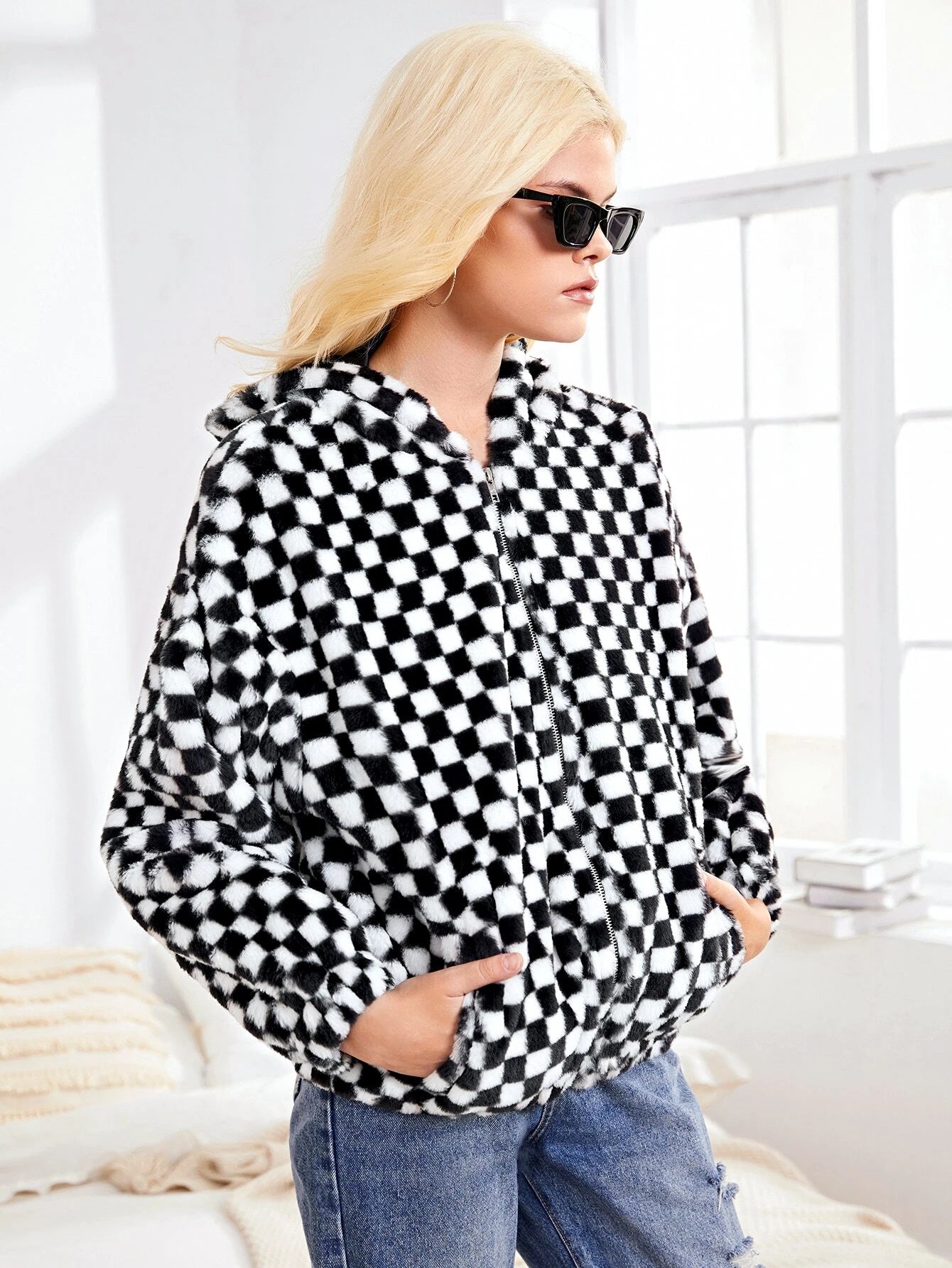 Checker Pattern Drop Shoulder Zipper Hooded Flannel Jacket