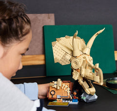 LEGO Jurassic World Dinosaur Fossils: Triceratops Skull Model Set 76969