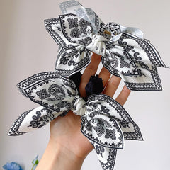 2 PCS Bandana Hair Claw Clip & 2 PCS Bandana Hair Ties Boho Hair Claw Clips Boho Bow Knot Bandana Fabric Hair Jaw Clips Paisley Hair Clip Non-slip Styling Hair Accessories for Women Girls