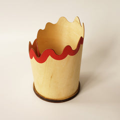 2PCS Red Creative Wooden Pencil Shaving Pen Holder - Novelty Desk Organizer & Stationery Storage