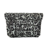 Green leopard print Puffer Makeup Bag Quilted Pouch Cosmetic Organizer Bag Soft Nylon Travel Toiletry Bag Zipper Handbag for Women