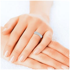 18KT White Gold 0.75ctw Round Diamond Multi Row Ring