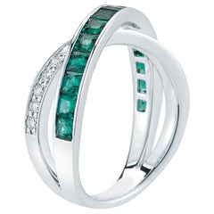 18KT White Gold 0.25ctw Round Diamond And Lab Emerald Ring