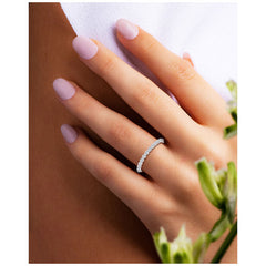 18KT White Gold 0.37ctw Round Diamond Band