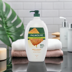 Palmolive Naturals Body Wash Milk And Honey With Moisturising Milk 2L