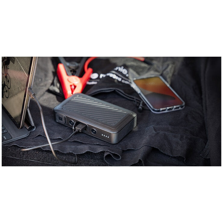 mophie Powerstation Go Rugged Compact With Car Jump Starter