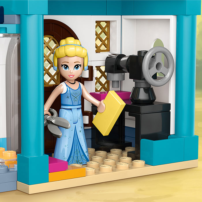 LEGO Disney Princess Market Adventure 43246