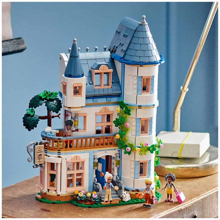 LEGO Friends Castle Bed And Breakfast 42638