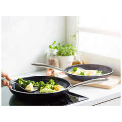 OXO Ceramic Frypans 2 Piece Set