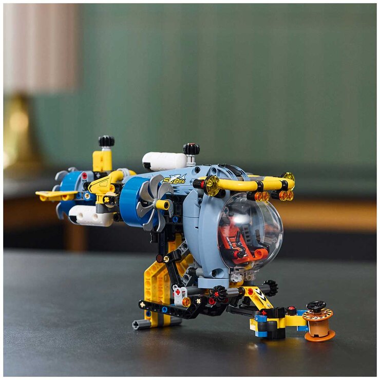 LEGO Technic Deep-Sea Research Submarine 42201