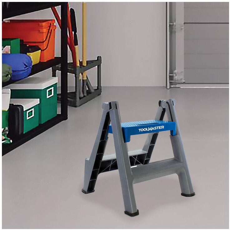 Toolmaster Folding Step Stool - Smartyez