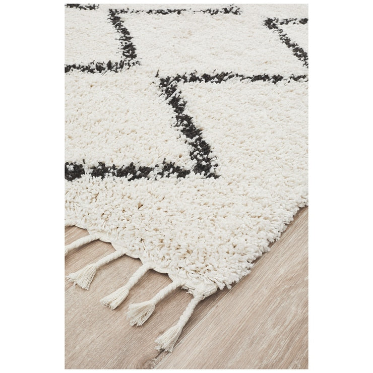 Rug Culture Saffron 11 White Rug 230 x 160cm