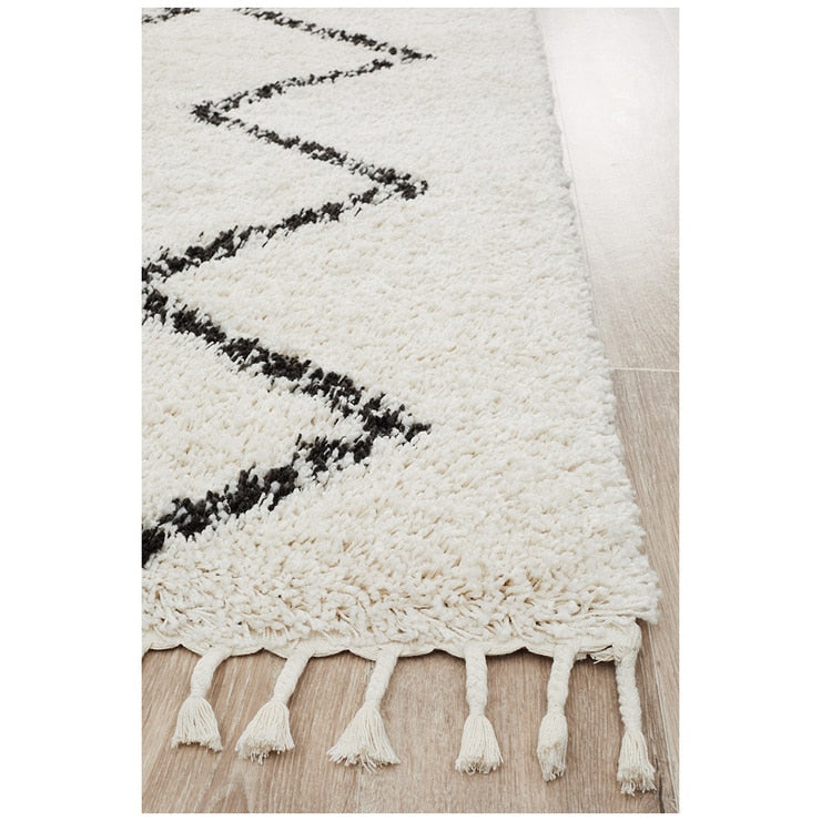 Rug Culture Saffron 11 White Rug 230 x 160cm