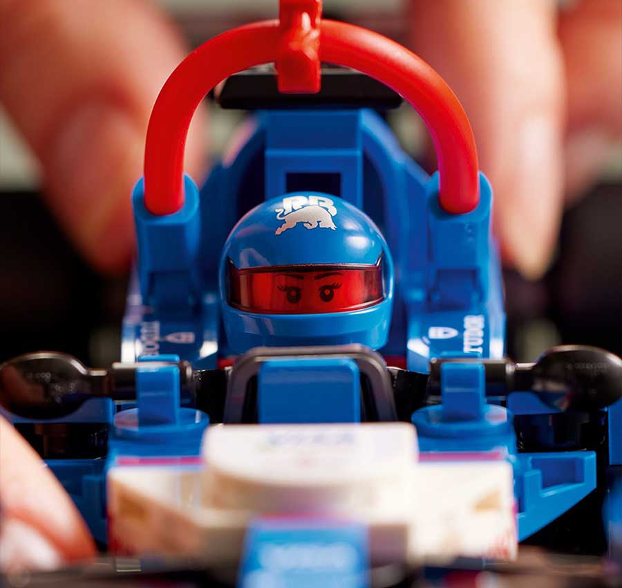 LEGO Speed Champions Visa Cash App RB VCARB 01 F1 Race Car 77246