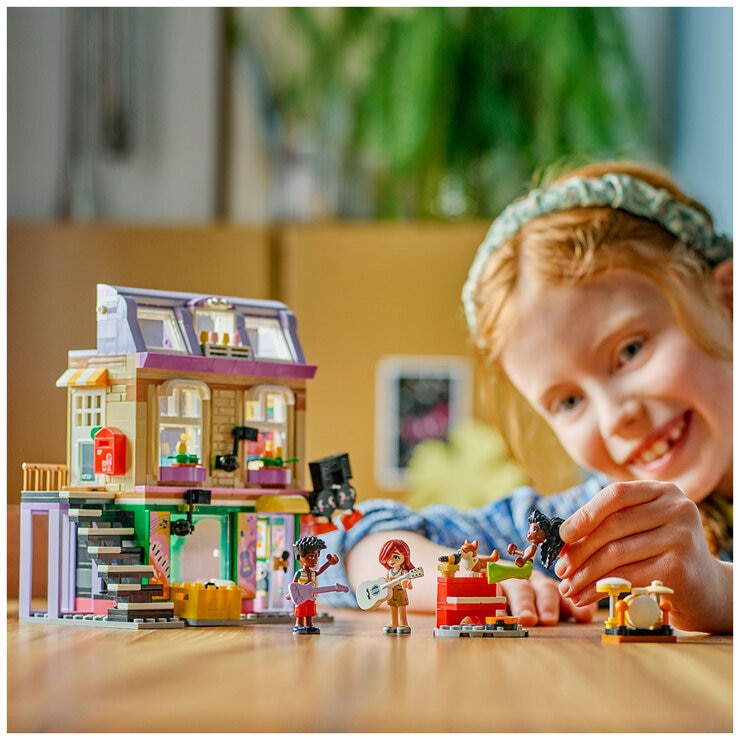LEGO Friends Music Shop & Apartment 42653