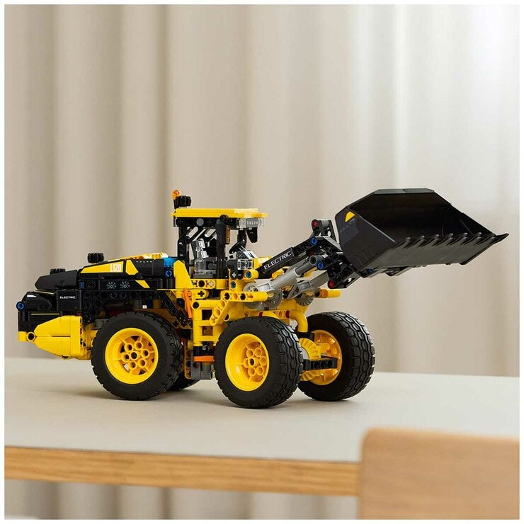 LEGO Technic Volvo L120 Electric Wheel Loader 42209