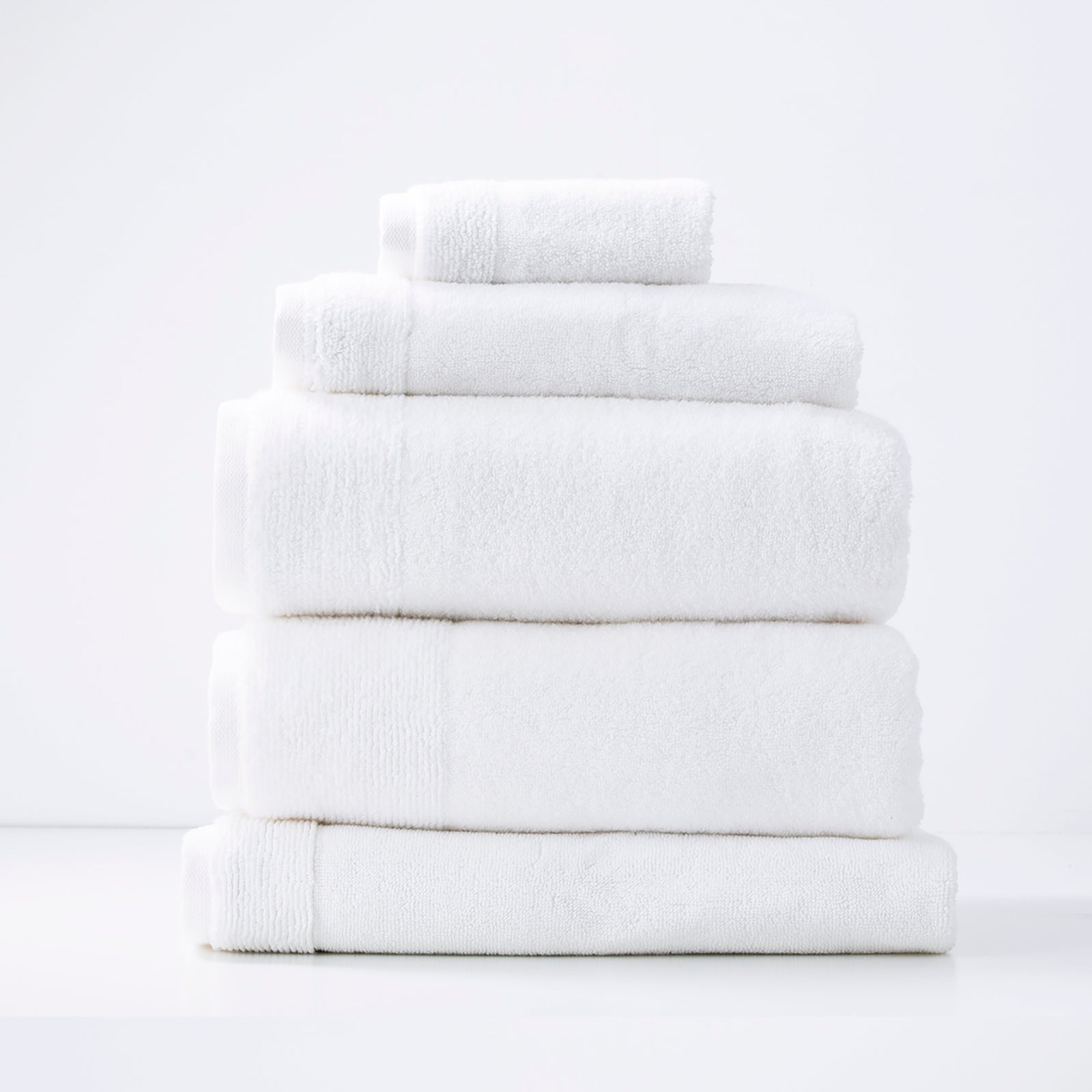 Aireys 650 GSM Zero Twist 5 Piece Bath Snow Towel by Renee Taylor