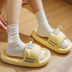Women’s Slides Cute Bathroom Slippers Non-Slip Cartoon Cat Shaped Indoor Outdoor Summer Slippers（yellow，40-41）