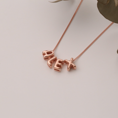 Custom letter necklace with a complete set of letter beads from A to Z, 10mm heart pendant, three colors available, chain accessory included - Rose Gold