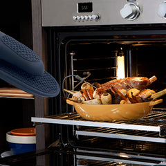 1Pc Mini Silicone Oven Mitt, Heat Resistant Oven Glove for Kitchen Cooking and Baking, Black