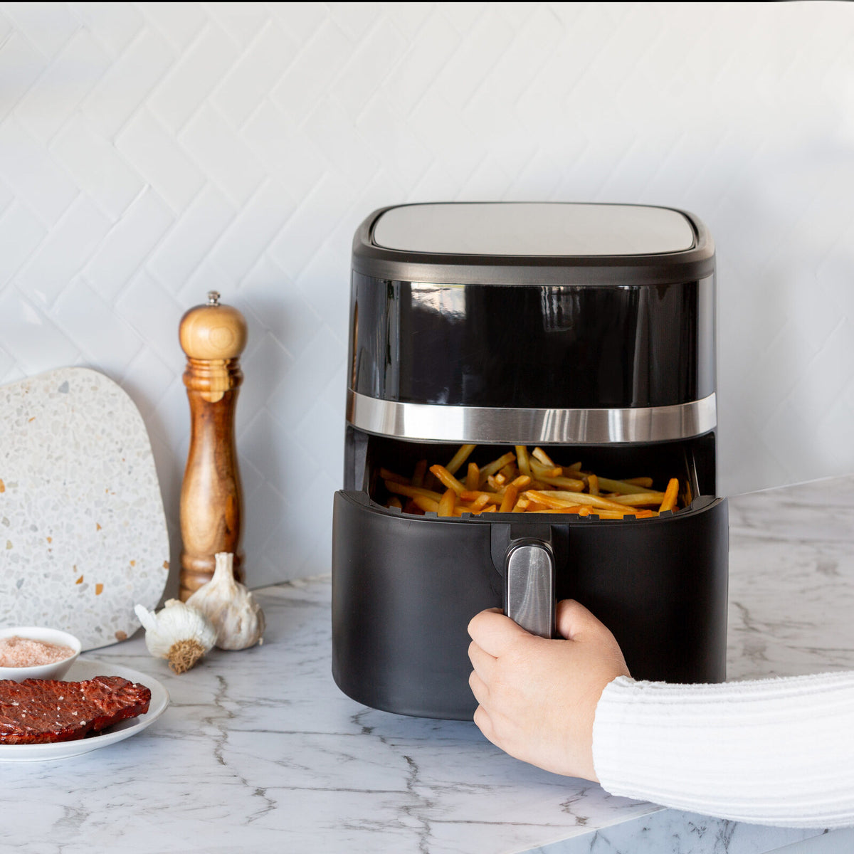 7.5L Digital Air Fryer with Dual Heating Elements-NSW_Metro