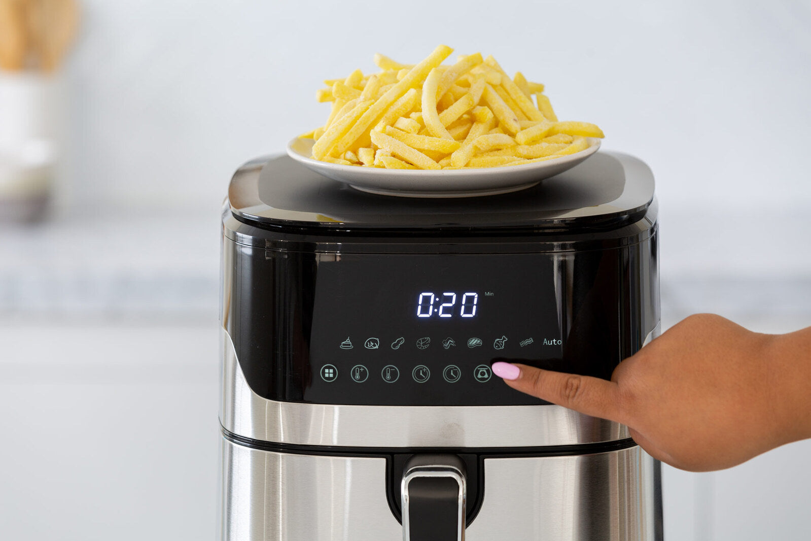 7L Air Fryer Wiz w/ Built-In Scale, 200C, 9 Cooking Programs-ACT