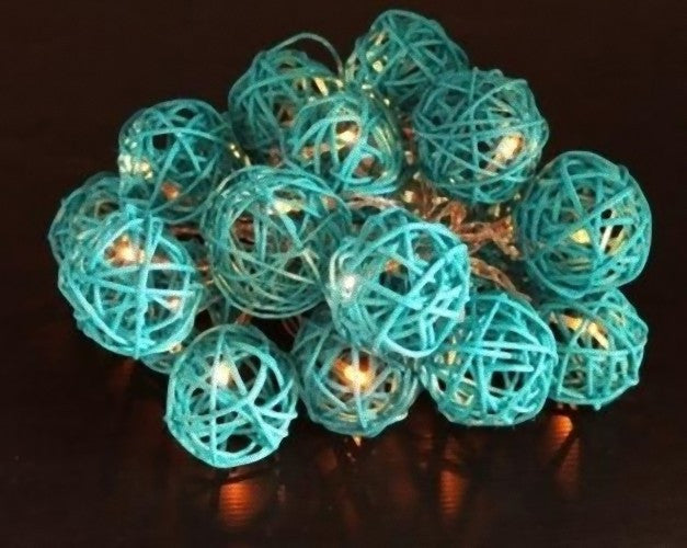 1 Set of 20 LED Turquoise 5cm Rattan Cane Ball Battery Powered String Lights Christmas