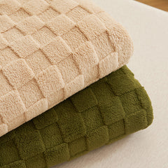 200*230CM Light Pink Ultra-Soft Waffle Textured Plush Fleece Blanket - Large Cozy All-Season Throw for Bed & Sofa