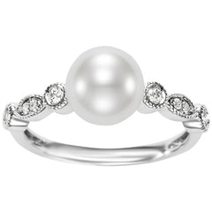 18KT White Gold 0.11ctw Diamond 8-8.5mm Cultured Freshwater Pearl Ring