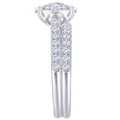 18KT White Gold 1.20ctw Diamond Ring With 0.30ctw Centre