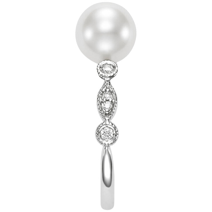 18KT White Gold 0.11ctw Diamond 8-8.5mm Cultured Freshwater Pearl Ring