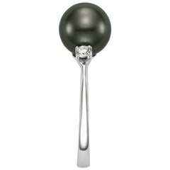 18KT White Gold 0.12ctw Diamond 8-9mm Cultured Freshwater Pearl Ring